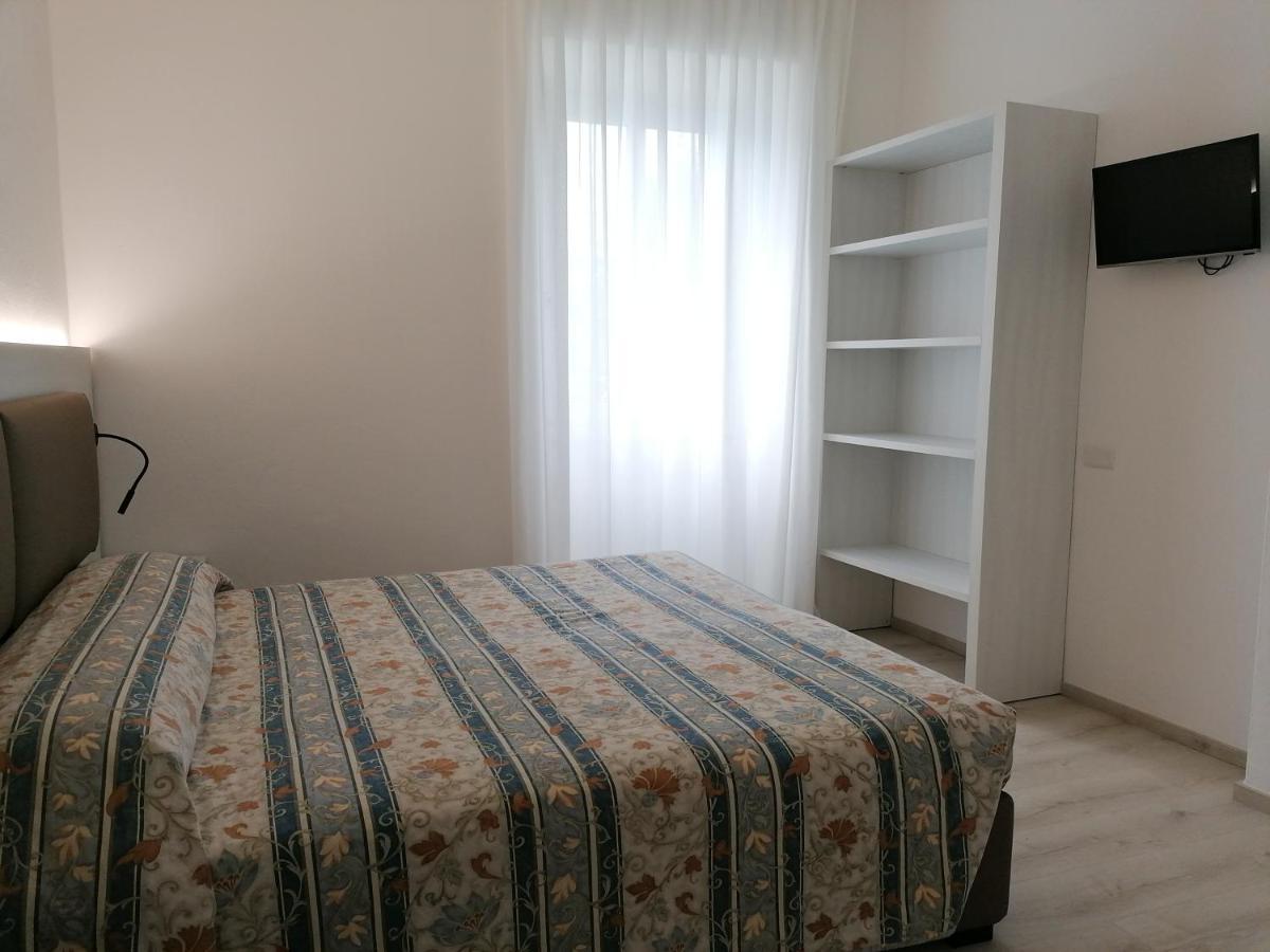 Casa Romani Lake Apartments Torbole Sul Garda Zewnętrze zdjęcie