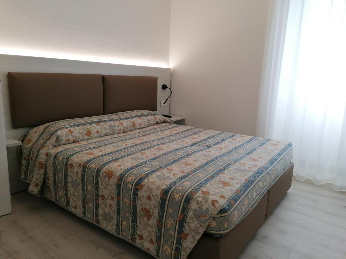 Casa Romani Lake Apartments Torbole Sul Garda Zewnętrze zdjęcie