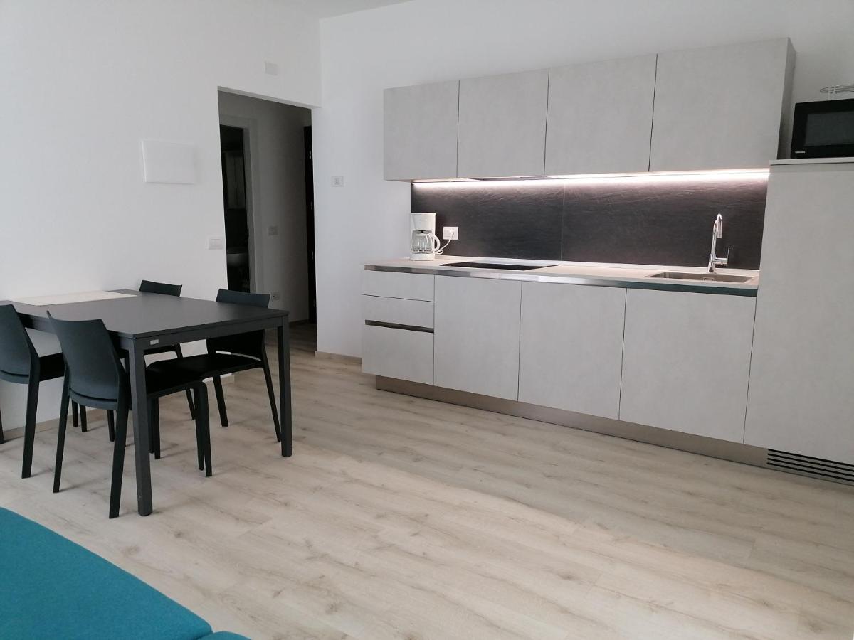 Casa Romani Lake Apartments Torbole Sul Garda Zewnętrze zdjęcie