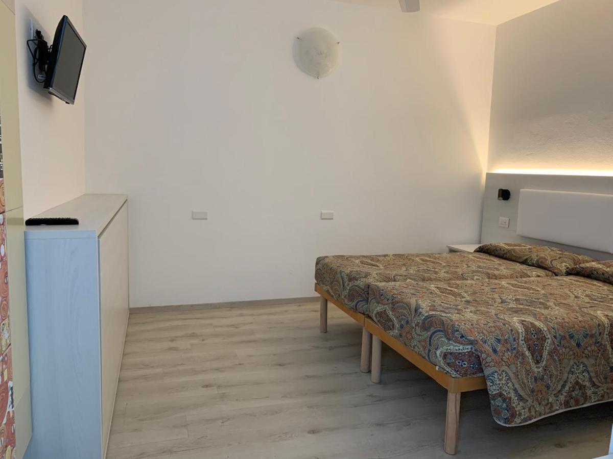 Casa Romani Lake Apartments Torbole Sul Garda Zewnętrze zdjęcie