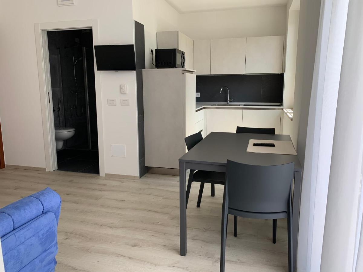 Casa Romani Lake Apartments Torbole Sul Garda Zewnętrze zdjęcie