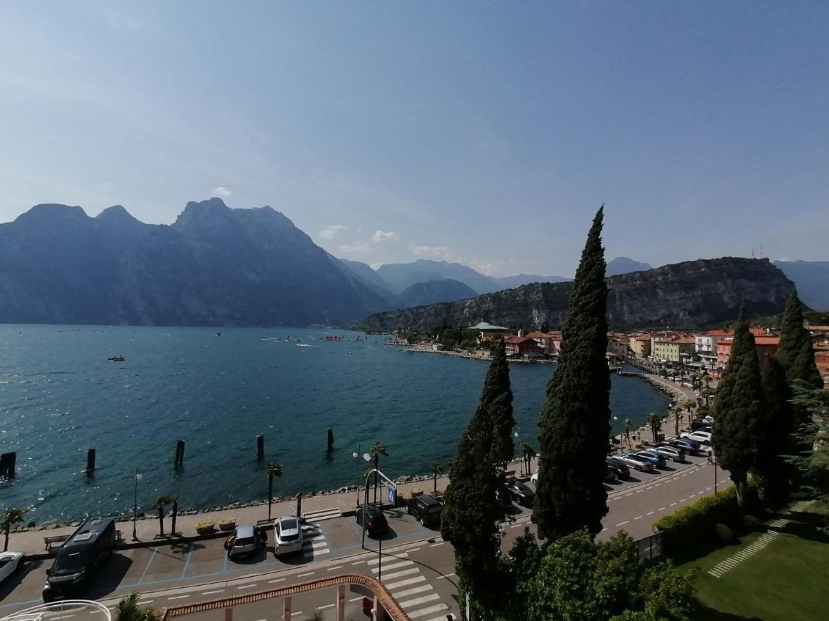 Casa Romani Lake Apartments Torbole Sul Garda Zewnętrze zdjęcie