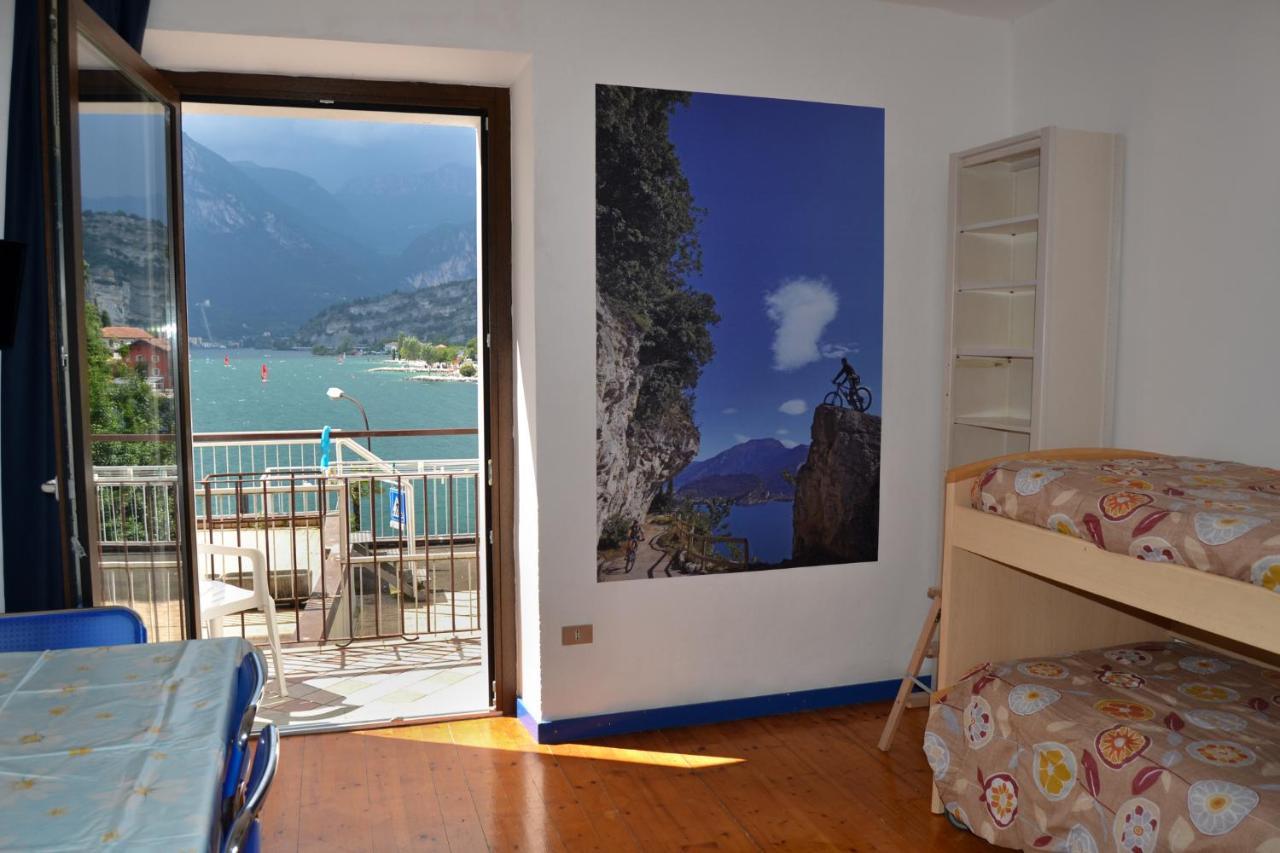 Casa Romani Lake Apartments Torbole Sul Garda Zewnętrze zdjęcie