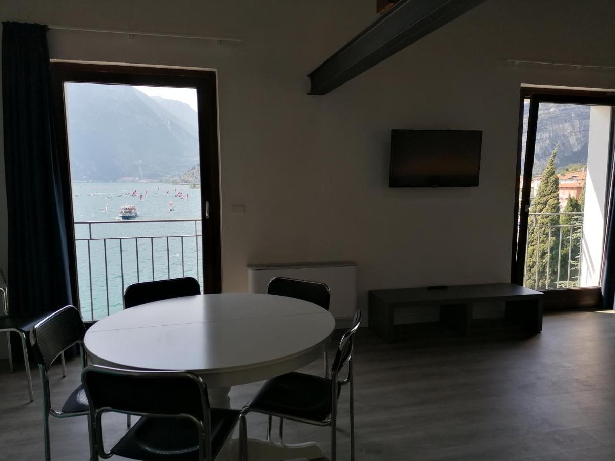 Casa Romani Lake Apartments Torbole Sul Garda Zewnętrze zdjęcie