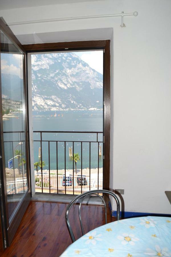 Casa Romani Lake Apartments Torbole Sul Garda Zewnętrze zdjęcie